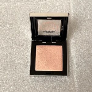 Pretty Vulgar Shimmering Swan Highlighter